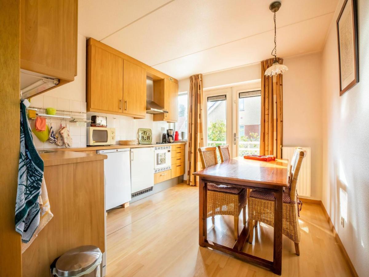 Comfy Holiday Home In Hoorn With French Balcony Exteriör bild